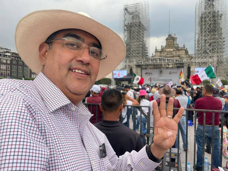 Calla AMLO ante el nombramiento de Sergio Salomón Céspedes Peregrina como gobernador de Puebla