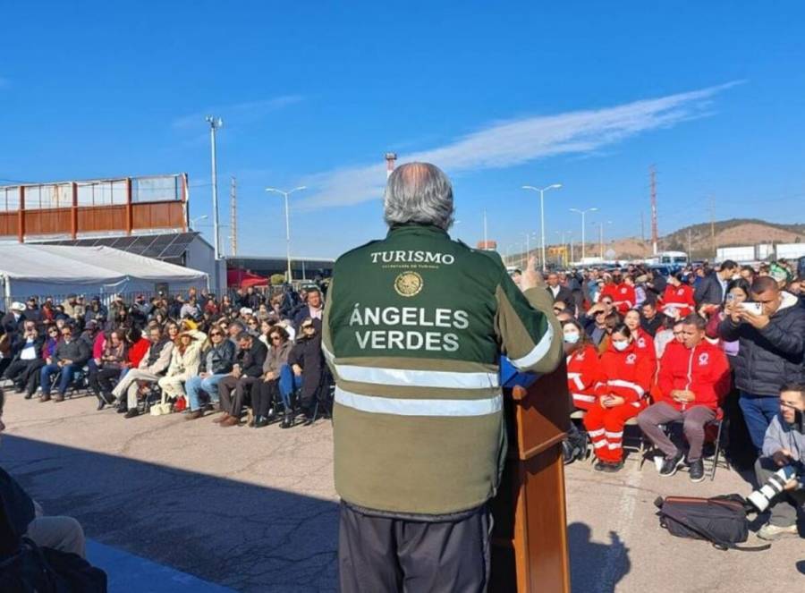 Dan banderazo del Operativo Vacacional Invierno 2022 en Nogales, Sonora