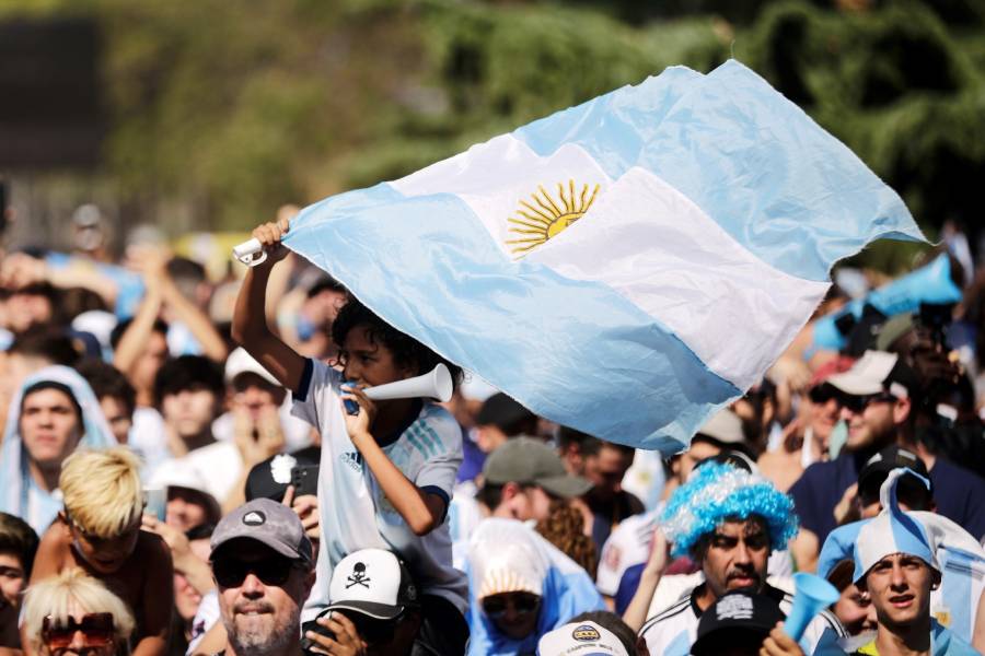 En Argentina, nietos y bisnietos de Franceses, con la Albiceleste hasta el fin