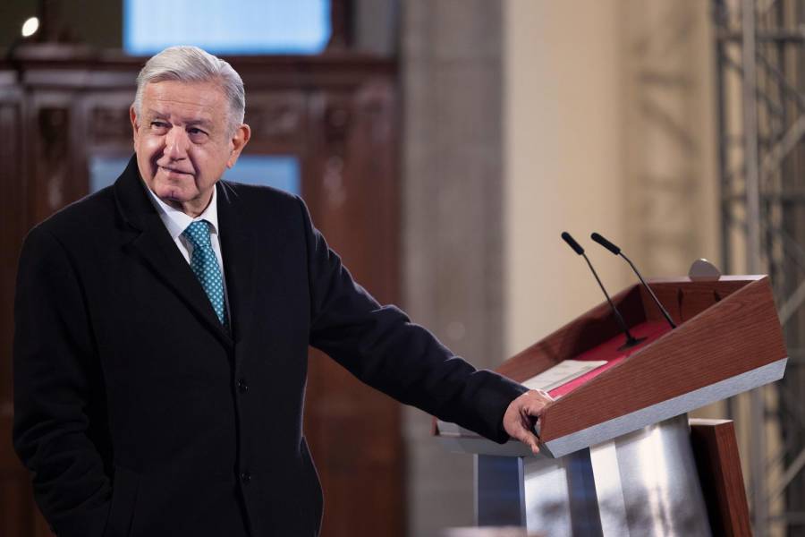 Rechaza España críticas de AMLO al rey de España