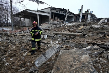 Ucrania sigue restaurando la electricidad en el pa&iacute;s tras bombardeos masivos de Rusia
