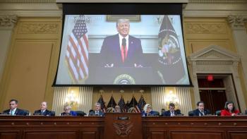 EU, Comit&eacute; legislativo advierte cargos penales contra Trump