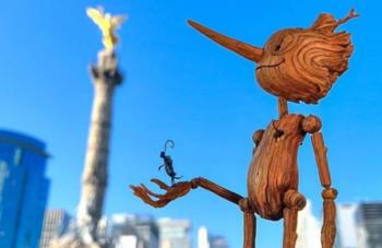Pinocho de Guillermo del Toro llegar&aacute; al z&oacute;calo de CDMX