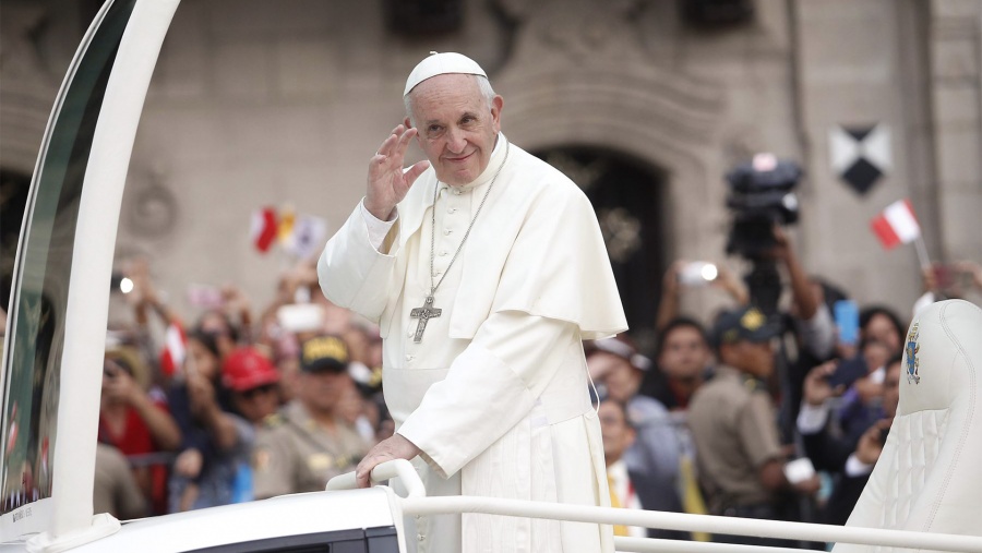 El mundo necesita voluntarios comprometidos por el bien común: El Papa