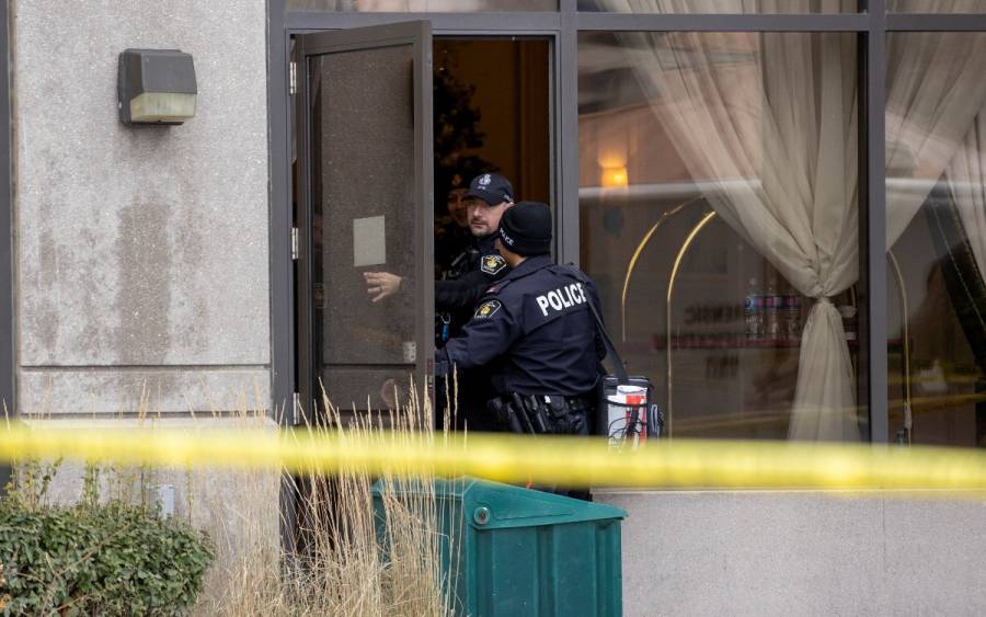 Ocho menores matan a persona sin hogar en Toronto