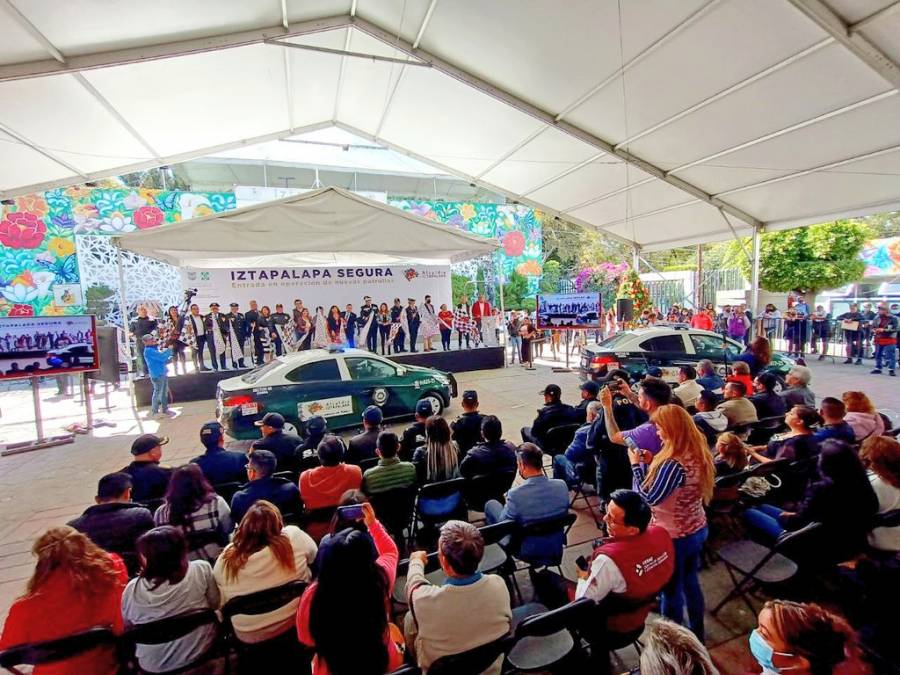 Alcaldía Iztapalapa adquiere 41 nuevas patrullas para reforzar seguridad: Clara Brugada