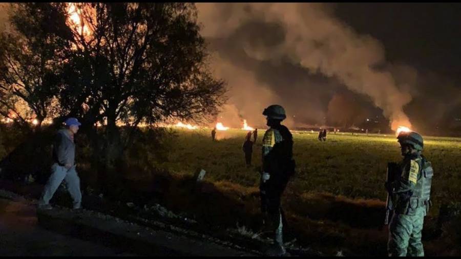 Ducto de Pemex en Hidalgo sufre megaexplosi&oacute;n por huachicoleo