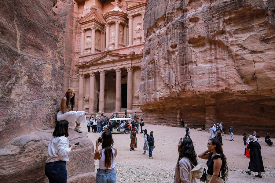 Monumento de Petra se inunda y evacuan a turistas