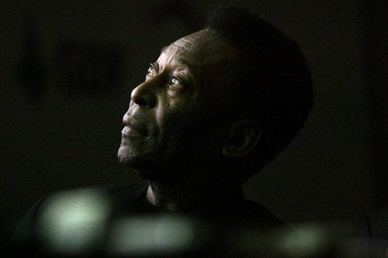 El Astro del futbol, Pelé, está en cuidados paliativos: oran por él
