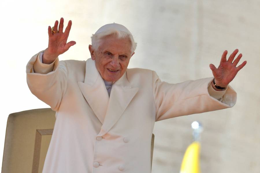 El papa emérito Benedicto XVI está 