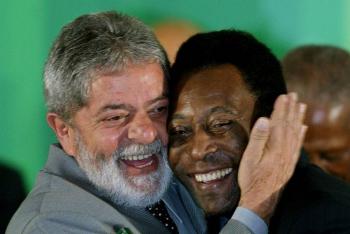 ¡Boa Viagem, Pel&eacute;! Muere O Rei, el mundo llora