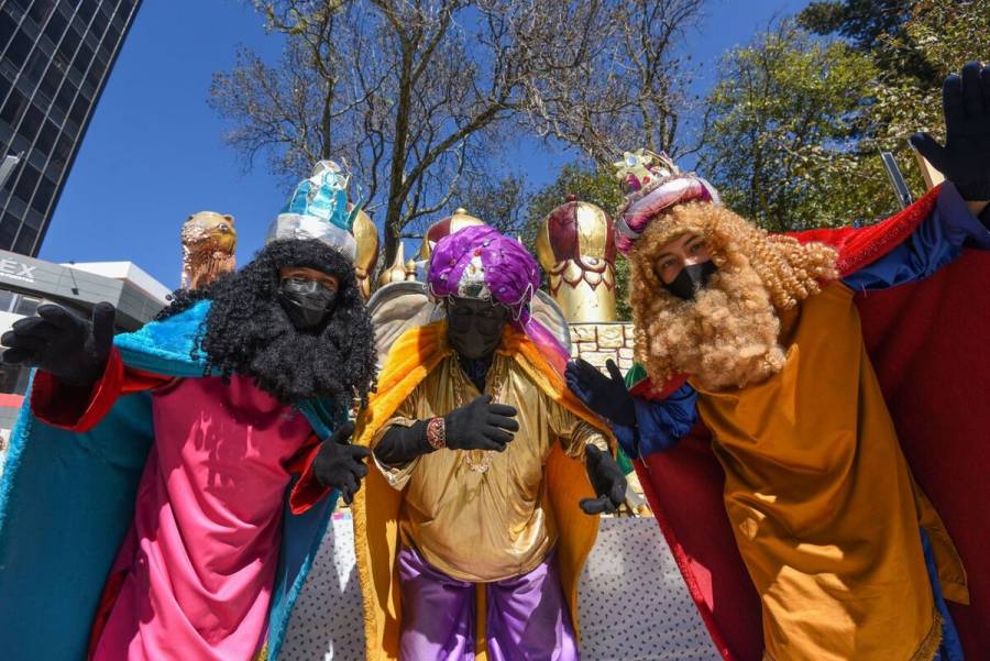 Regalos, rosca y chocolate: así celebrarán el Día de Reyes en el Zócalo de la CDMX