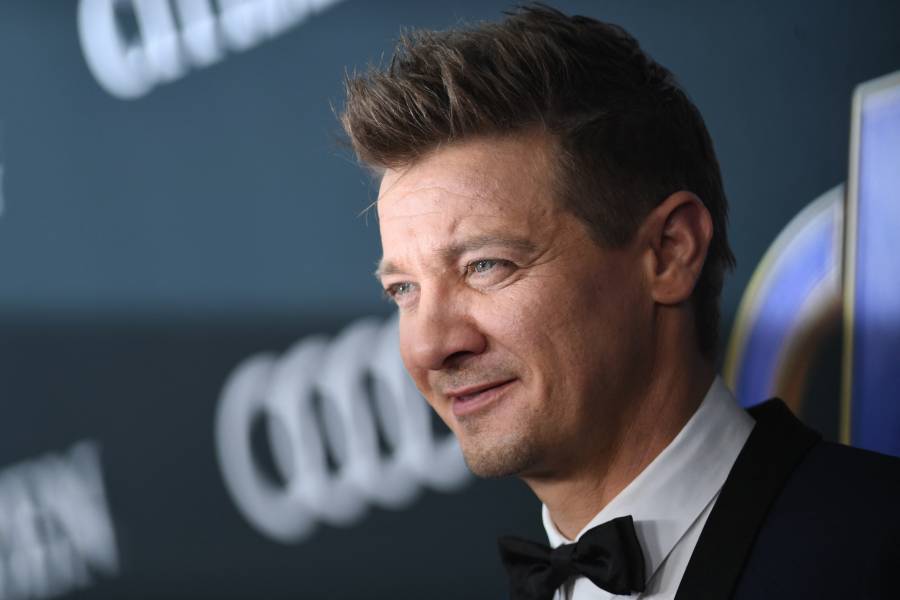 Jeremy Renner reaparece 