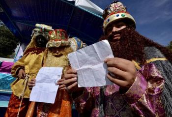 Metro y Metrobús ayudarán a los Reyes Magos a entregar regalos
