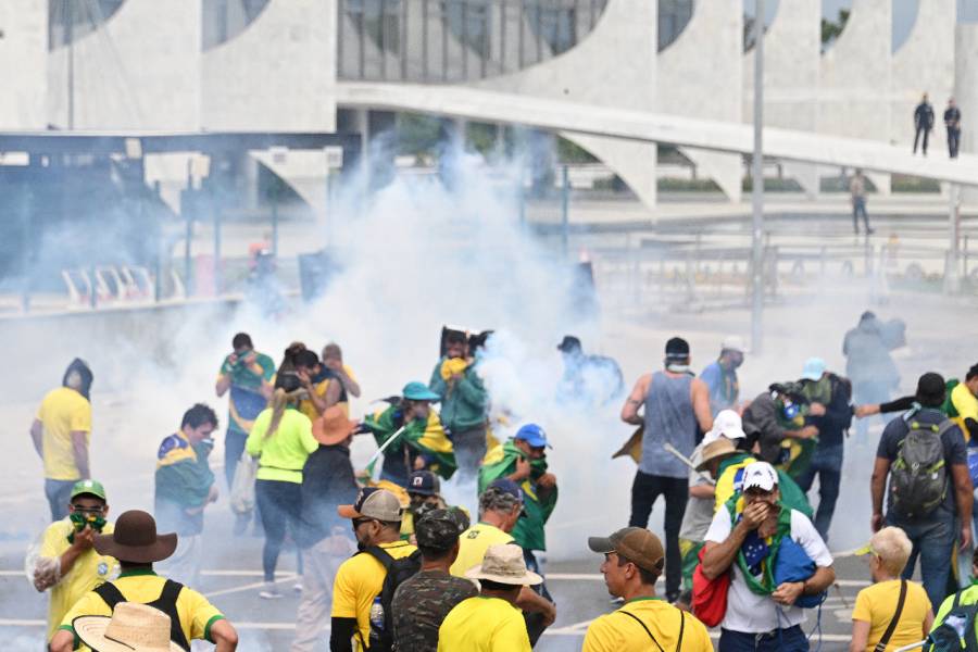 Bolsonaristas invaden el Congreso, el Palacio Presidencial y la Corte Suprema de Brasil