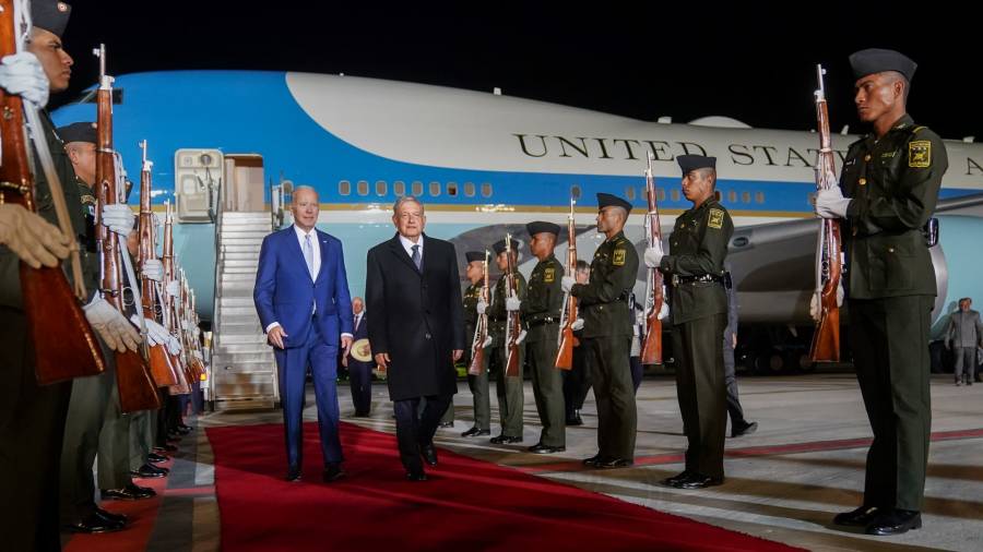 Se reúnen presidente de México y Estados Unidos para tratar la crisis migratoria