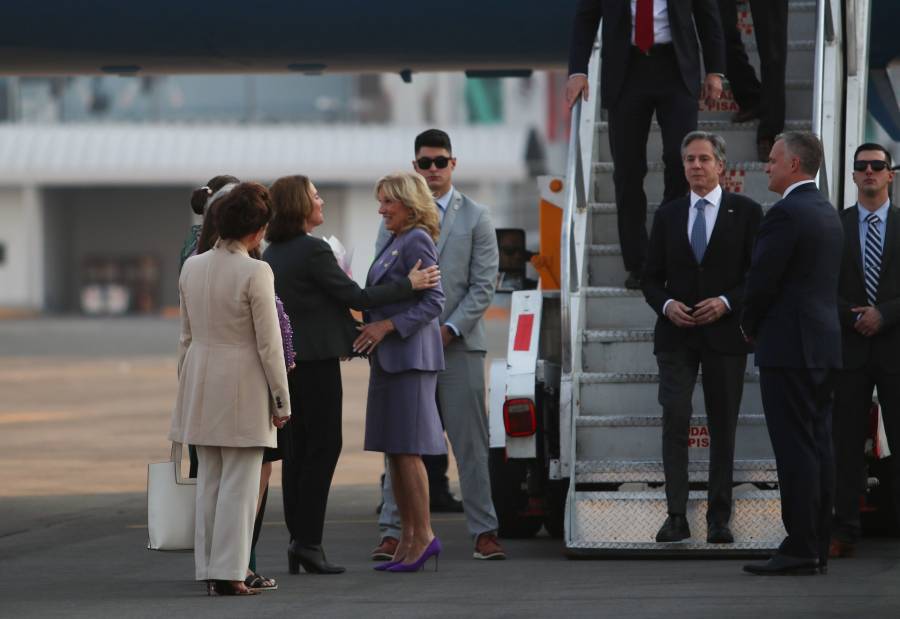 Asiste Jill Biden, primera dama de los EEUU, a actividades de la NFL en México