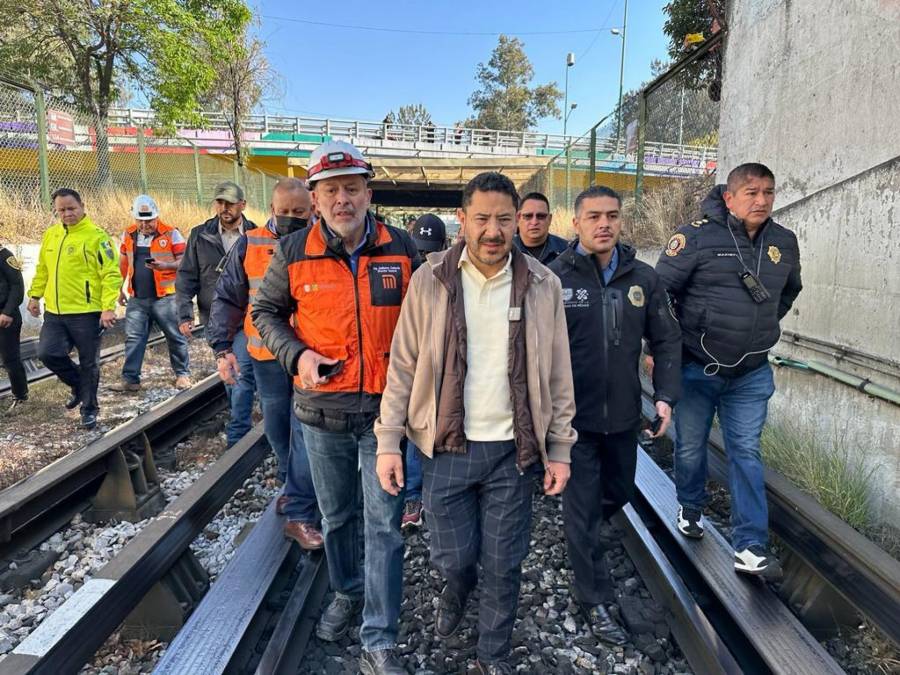 Metro trabaja para garantizar la seguridad de los pasajeros: Martí Batres