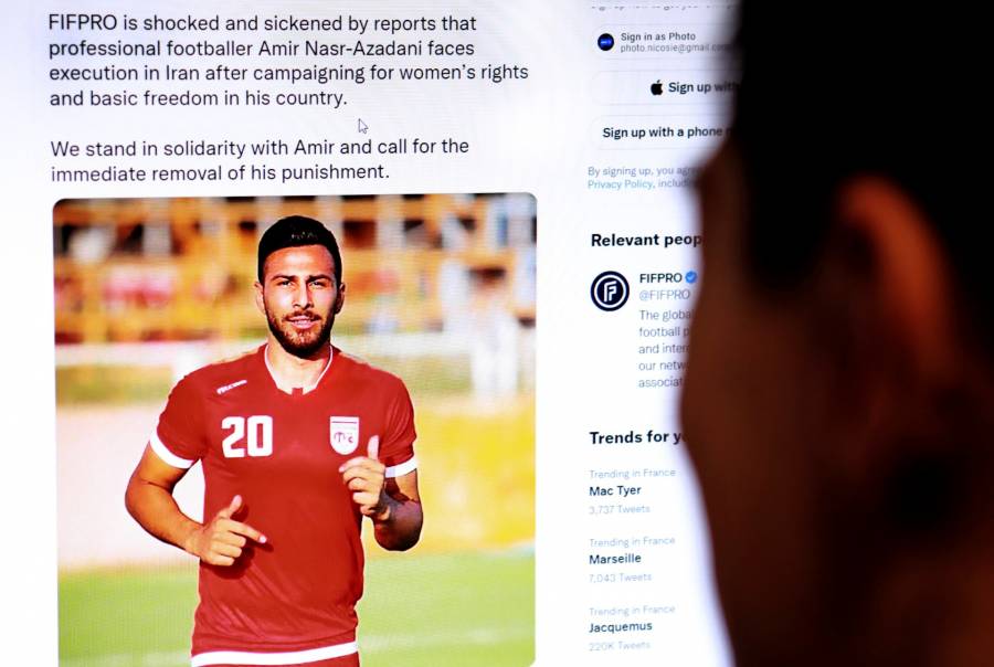 Es condenado a 26 años de cárcel futbolista iraní Amir Nasr Azadani que apoyaba a igualdad de género