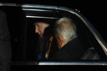 Una hora de pl&aacute;tica entre AMLO y Biden a bordo de 