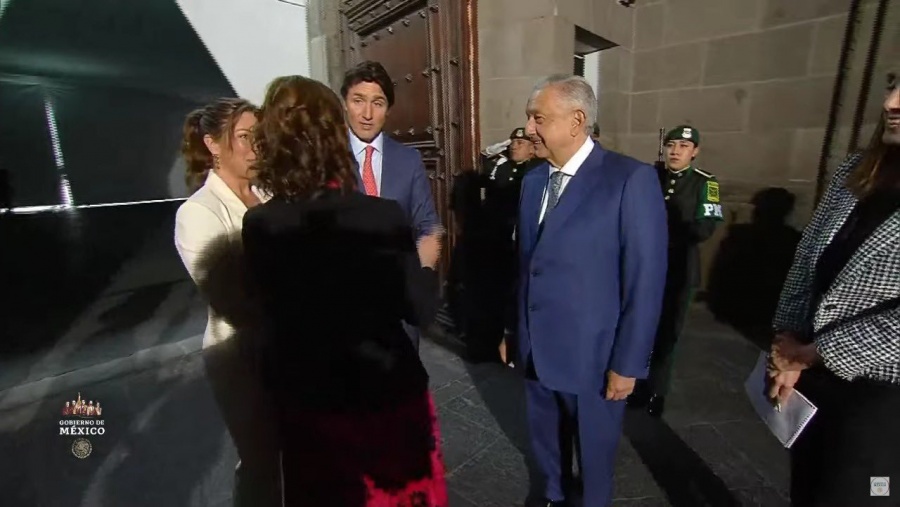 Llega Trudeau a Palacio Nacional