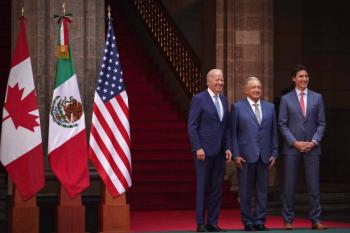 Ingresa Biden a Palacio Nacional; comienza reuni&oacute;n trilateral