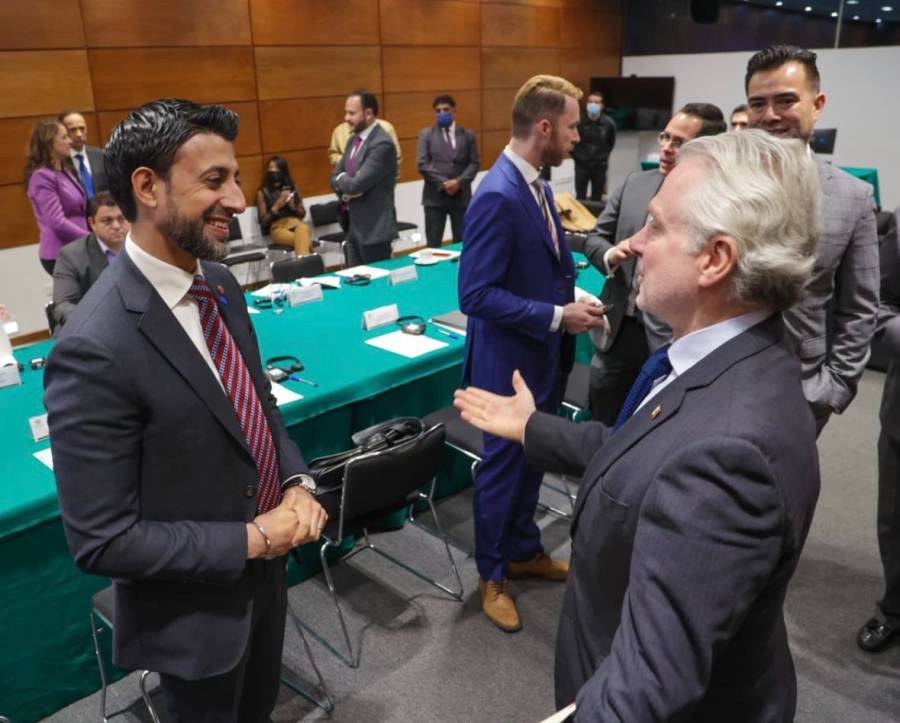 Santiago Creel Miranda se reunió con parlamentarios canadienses
