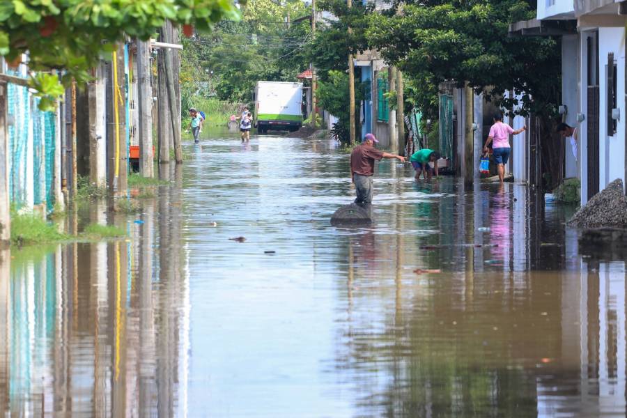 Diluvio provoca más inundaciones en California