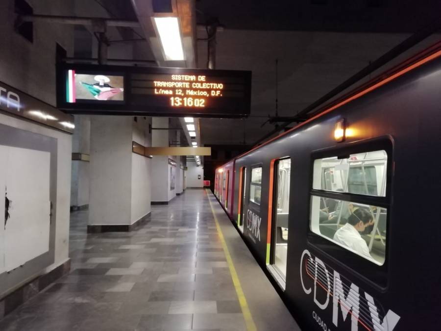 Historias en el Metro: Una tras otra