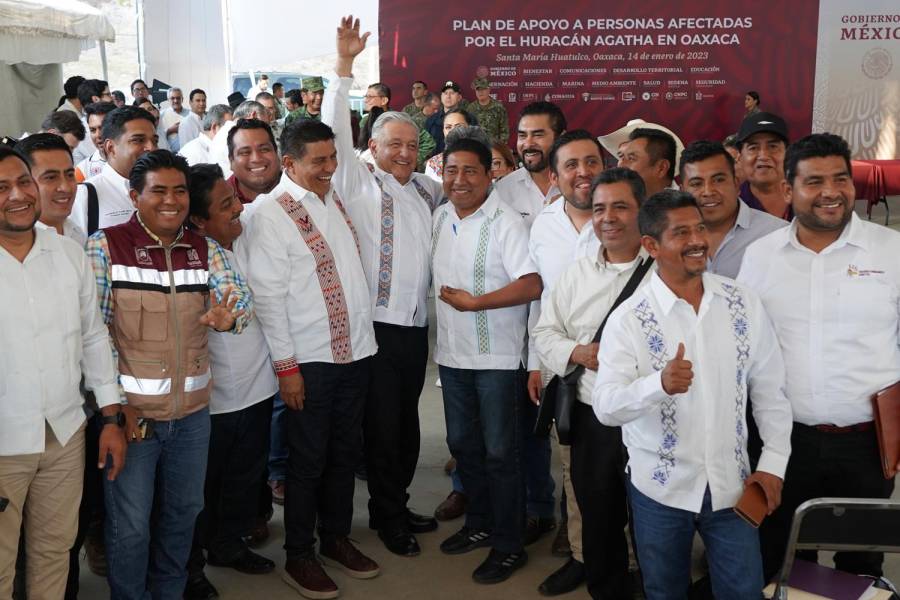 Cambiar sistema de salud, reto urgente: AMLO