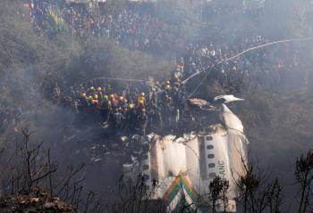Al menos 68 muertos en accidente a&eacute;reo en Nepal