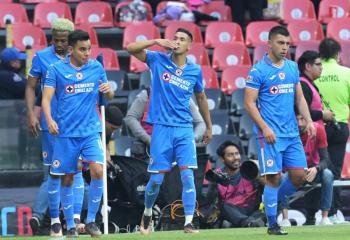 Monterrey viene de atr&aacute;s y vence a domicilio al Cruz Azul en el f&uacute;tbol mexicano