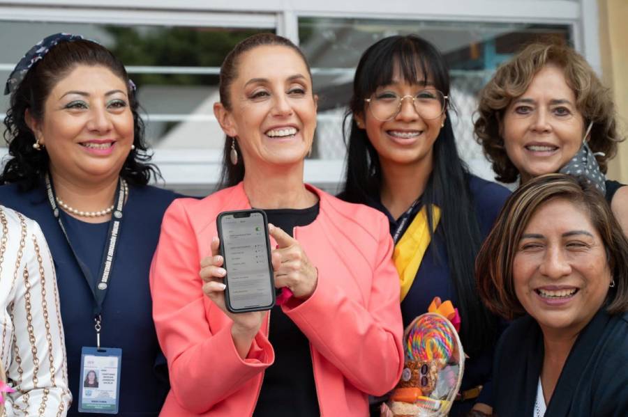 Jefa de gobierno, enseña mecanismos de App de CDMX