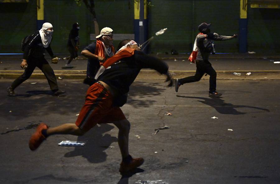 Protestas en Perú no dan tregua a una crisis que deja 45 muertos