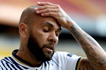 Env&iacute;an a Dani Alves a prisi&oacute;n preventiva en Barcelona por presunta agresi&oacute;n sexual