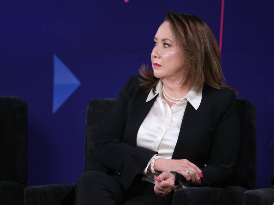 MC presenta iniciativa para quitarle el titulo a la ministra Yasmín Esquivel