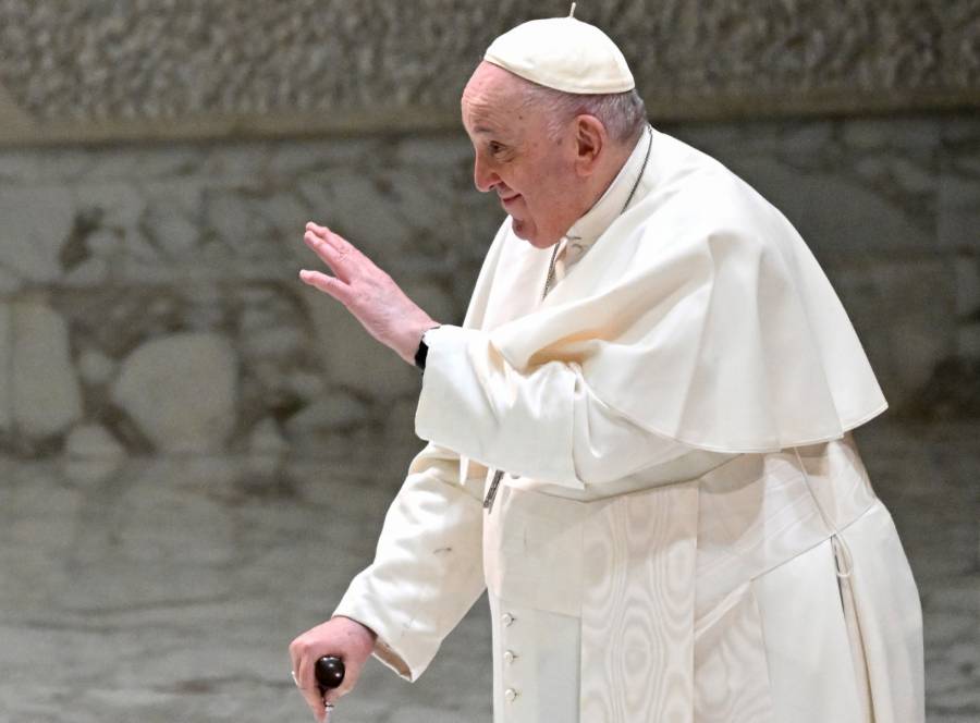 “Ser homosexual no es ningún delito”: Papa Francisco     