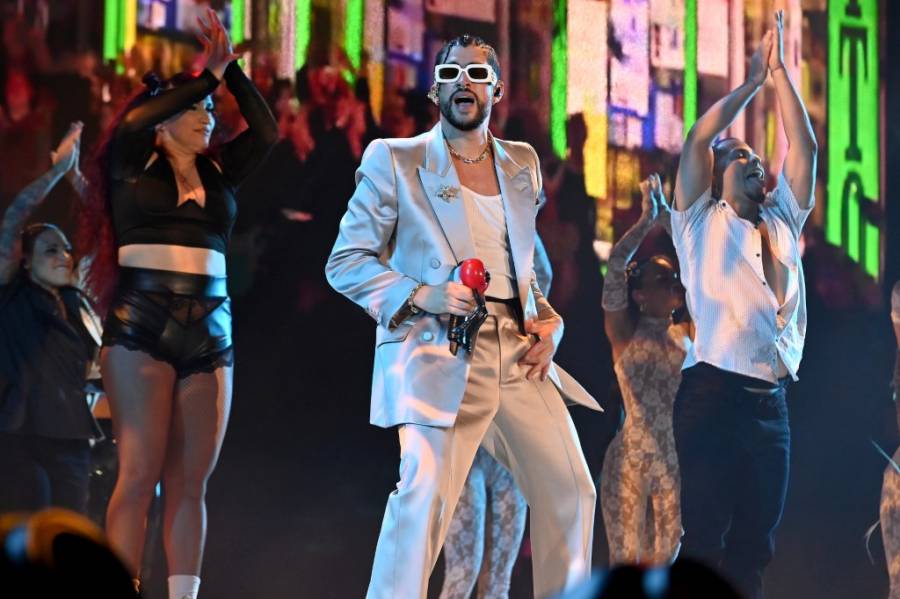 Sam Smith y Bad Bunny preparan números musicales para entrega de Premios Grammy 2023