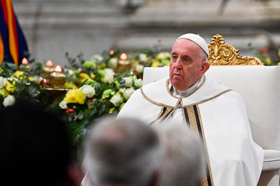 Papa Francisco pide “no olvidar” a las víctimas del Holocausto