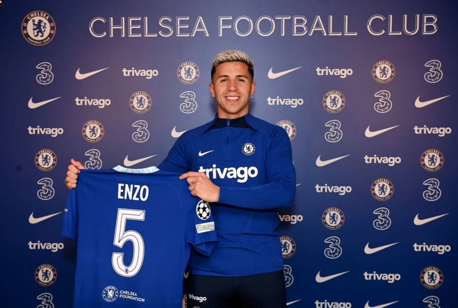 Chelsea confirma el fichaje de Enzo Fernández