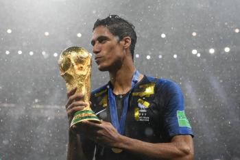 Raphael Varane se retira de la selecci&oacute;n francesa