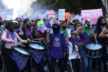 Colectivos de mujeres se re&uacute;nen en la Glorieta de las Mujeres que Luchan