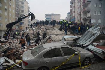 SRE ofrece ayuda a mexicanos afectados por el sismo en Turqu&iacute;a