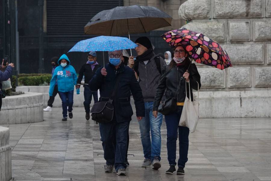 ¡Alista el paraguas! Pronostican lluvias para este viernes en la CDMX