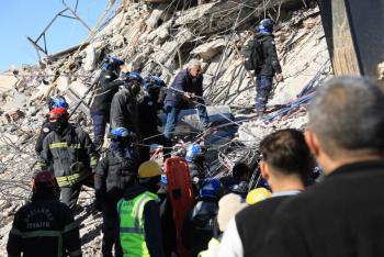 Reportan m&aacute;s de 21 mil muertos por sismo en Turqu&iacute;a y Siria