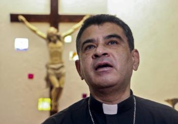 Nicaragua condena a 26 a&ntilde;os de c&aacute;rcel a obispo preso que rechaz&oacute; irse a EEUU