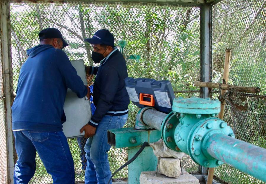 Inspeccionan predio donde se extraía agua del subsuelo y clausuran las obras en Nuevo León