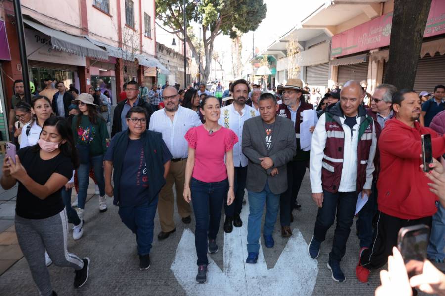 Sheinbaum supervisa obras en Centro Histórico para revitalización