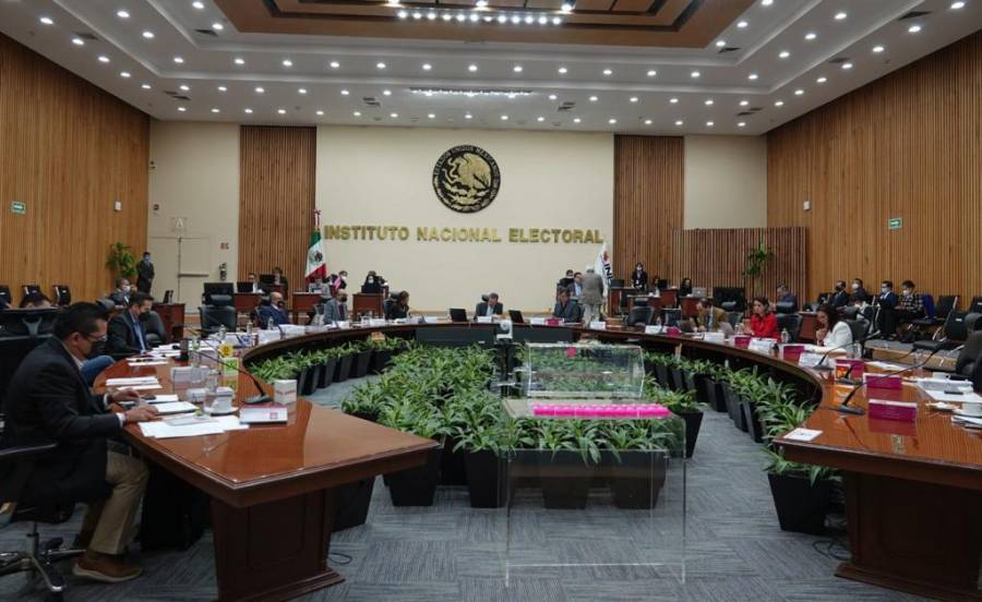 Aprueban modificar convocatoria para elección de nuevos consejeros del INE