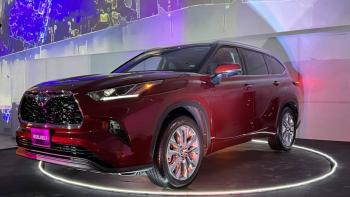 TOYOTA ampl&iacute;a su oferta de h&iacute;bridos con el arribo de Highlander HEV